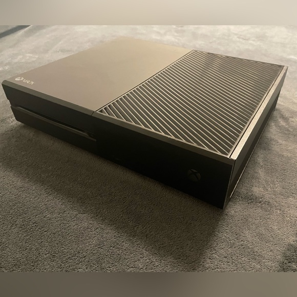 Xbox One - Picture 3 of 8